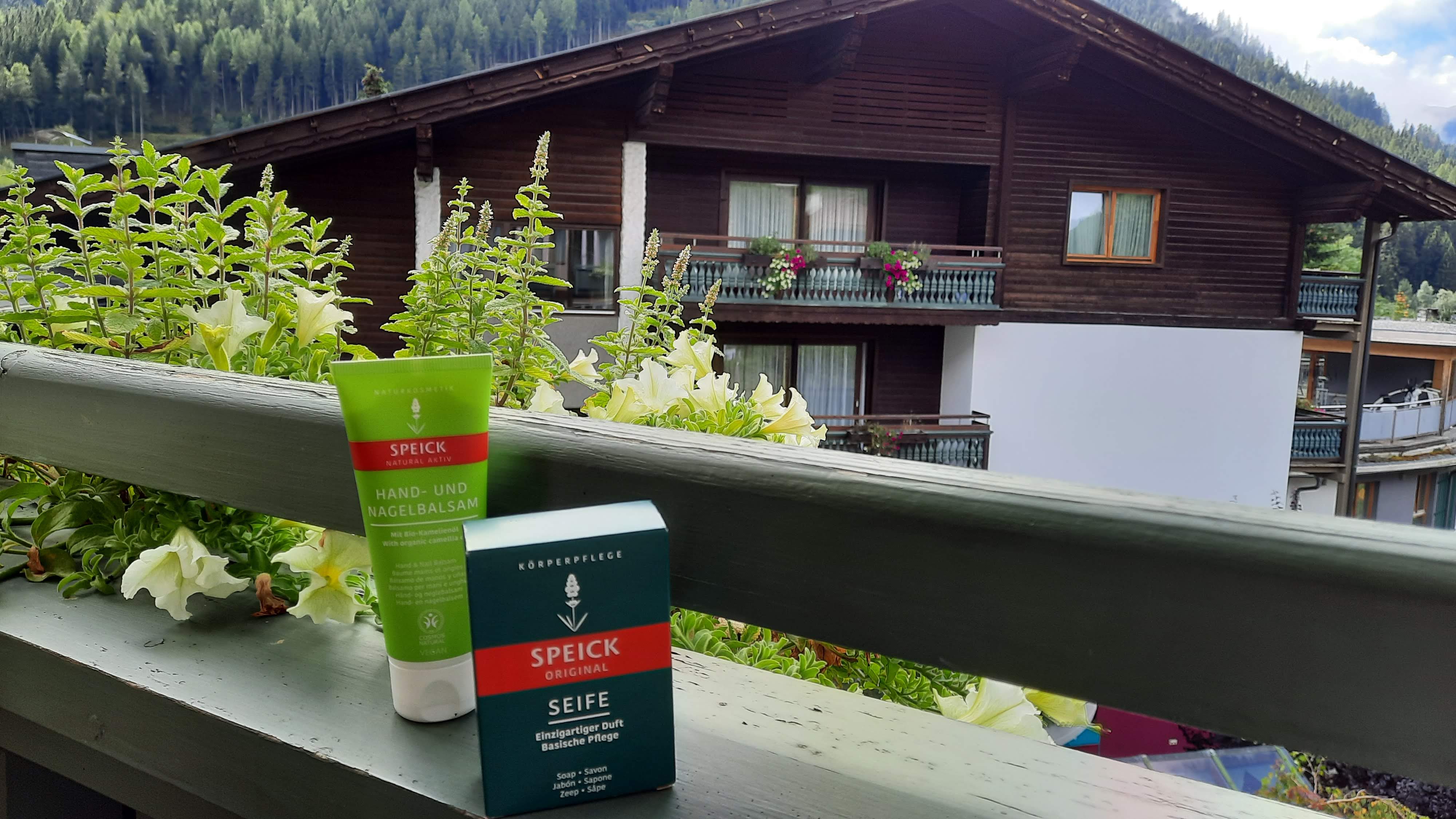 A környék helyi Speik gyógynövényből szappan és kézápoló krém is  készül. | Fotó: W. A.