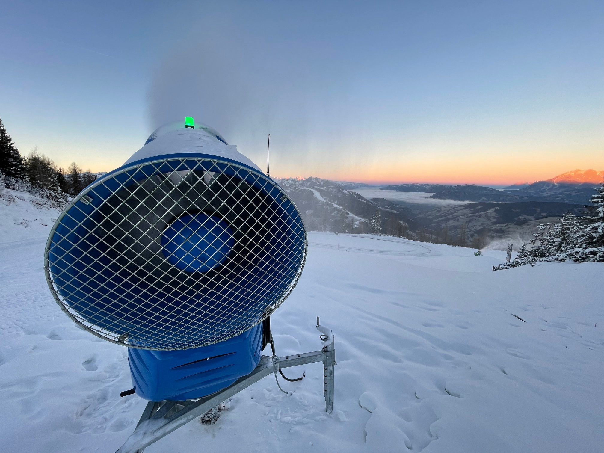 Flachau-Wagrainon is szorgosan dolgoznak a hóágyúk - Fotó: Snowspace Salzburg