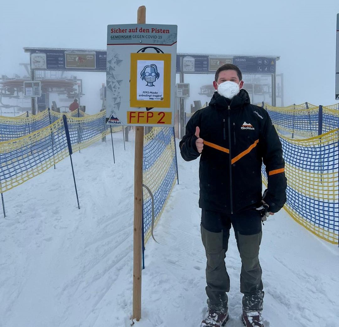 Mostantól minden liften kötelező a maszk! Fotó: Hochkar