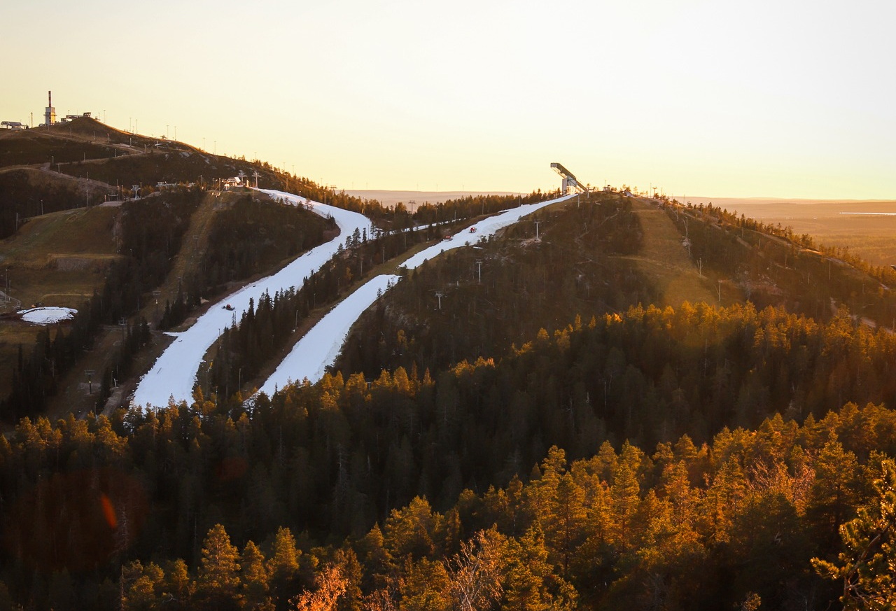 Ruka: az előkészített pályák távolról