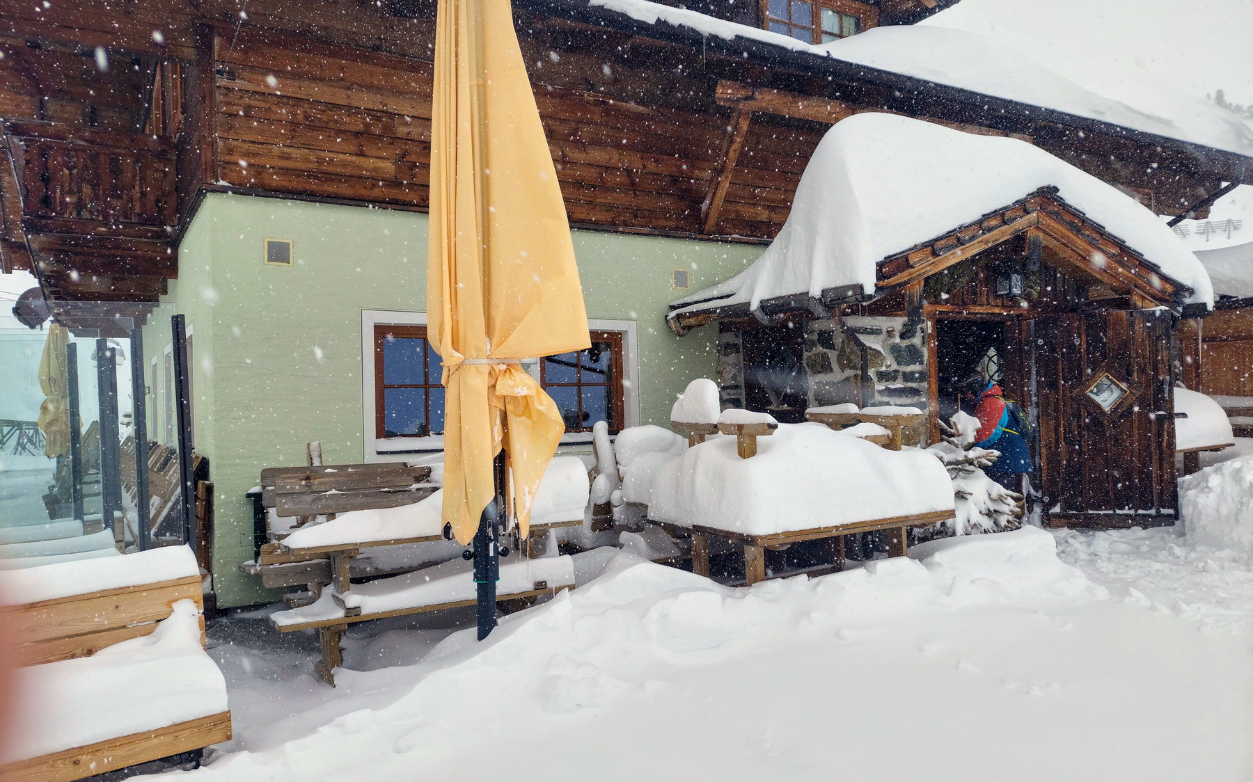 Havazás: friss termés a hütte asztalán