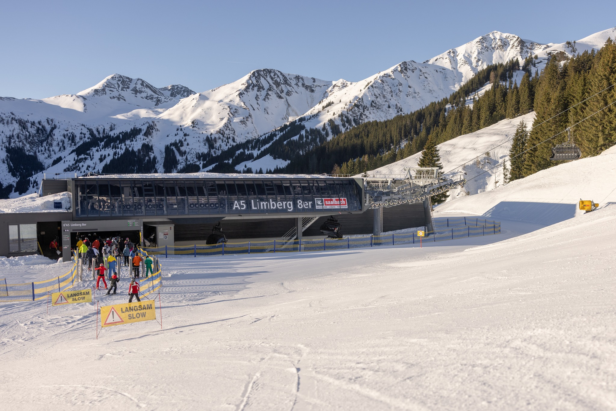 A völgyállomás decemberben