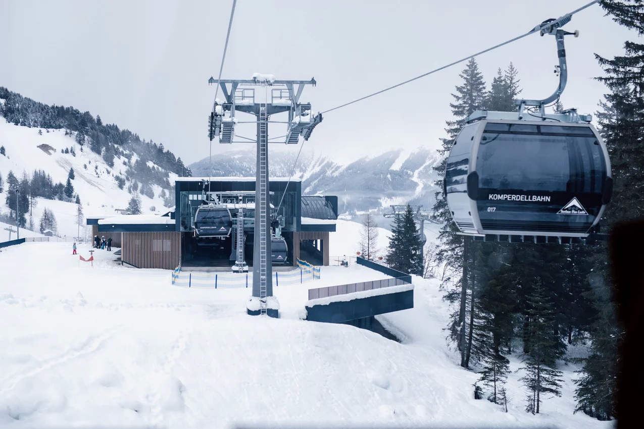 A középső állomás