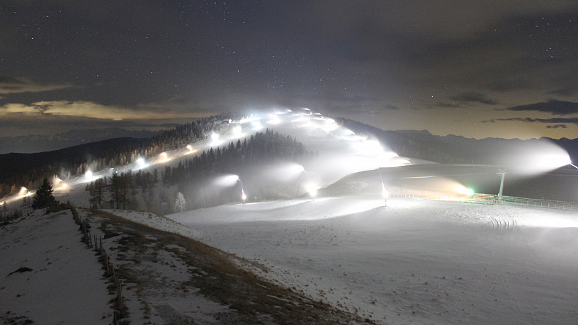 Hóágyúzás Bad Kleinkirchheimben (Karintia) szombat reggel - Fotó: foto-webcam.eu