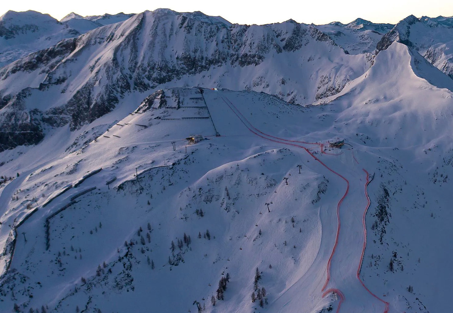 A pálya felső része