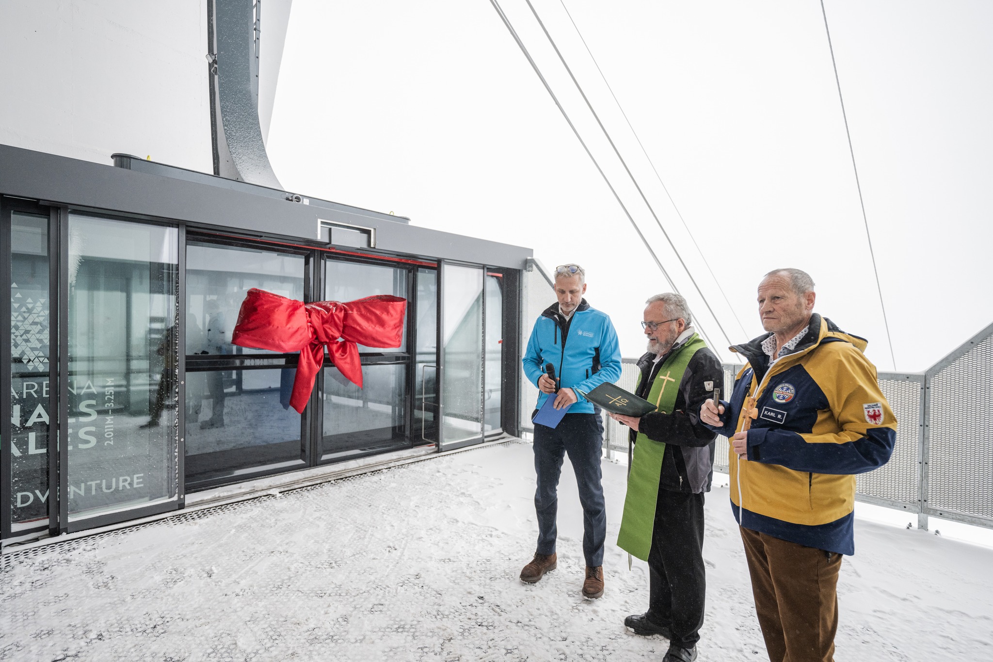 Február 2-án hivatalosan is átadták