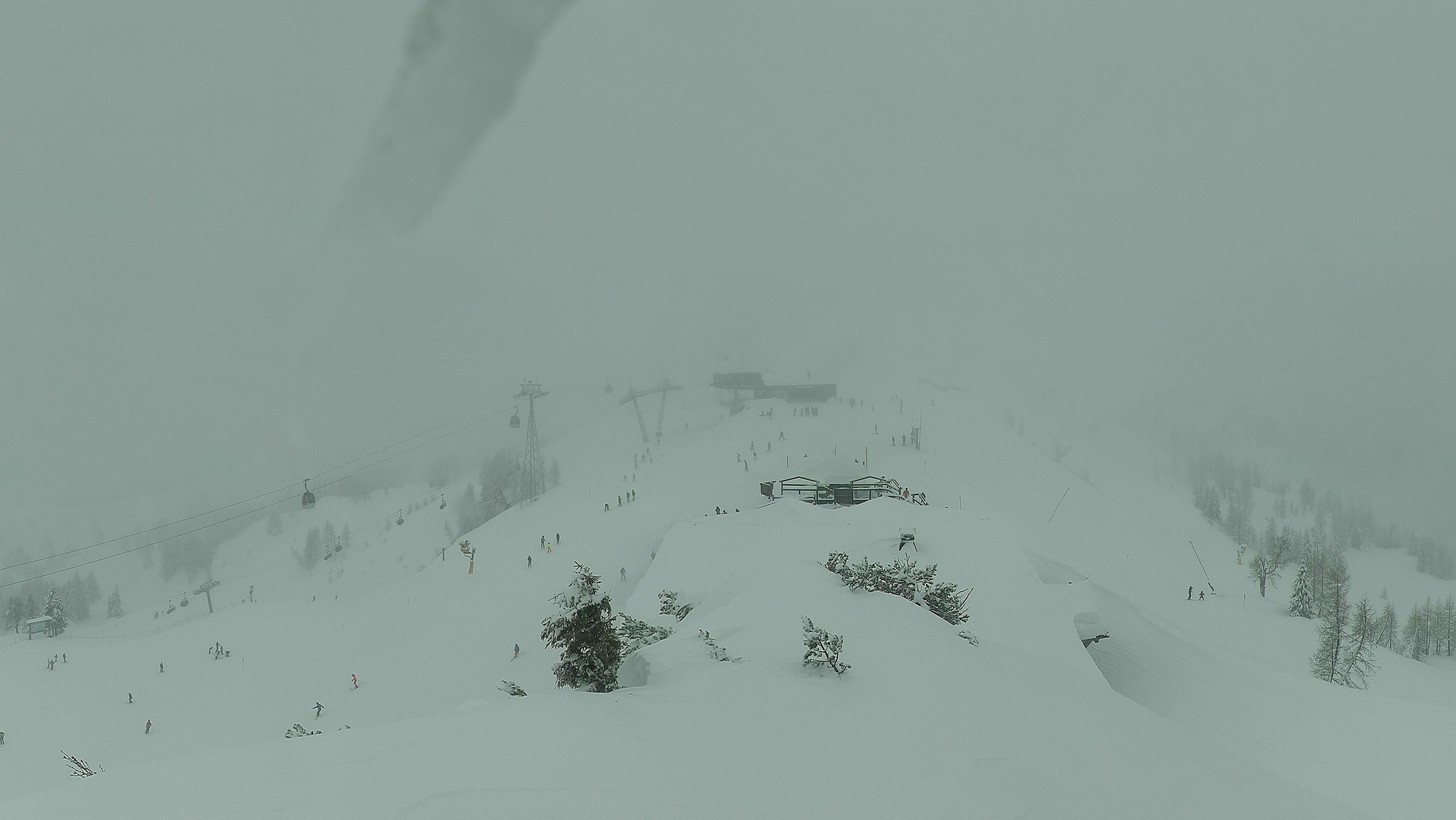 Nassfeld webkamera, 03.13-án reggel, eddig 20-30 cm friss hó