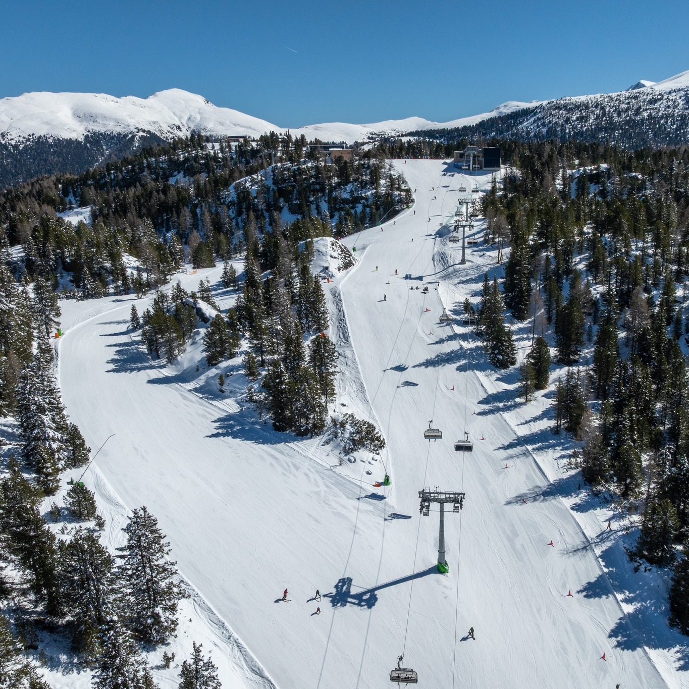 A völgyben már tavasz van, de a hegyen még tél az úr! (Kép: Turracher Höhe)