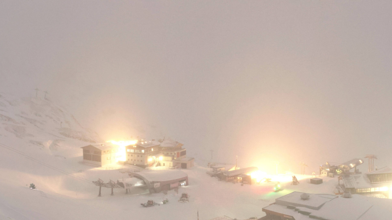 Kaprun ma reggel 2450 méteren - Fotó: Kitzsteinhorn