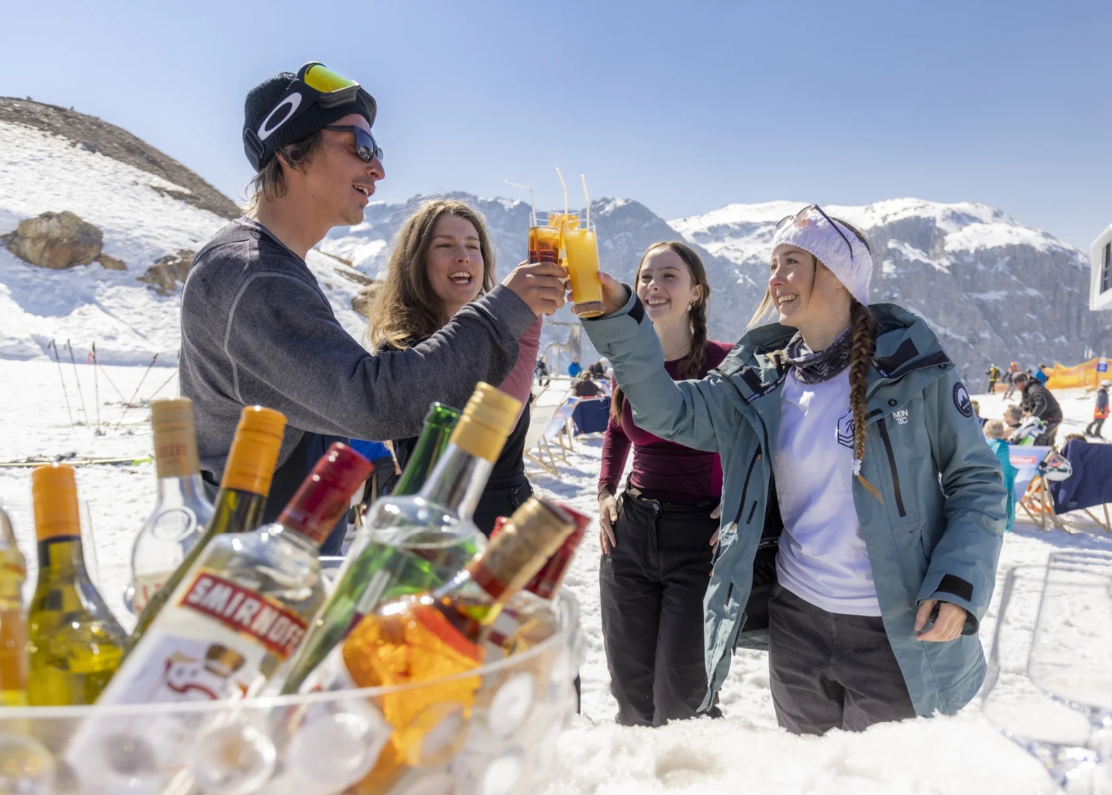 Tavaszias életérzés a hütték teraszain I Fotó: Martin Lugger / nassfeld.at