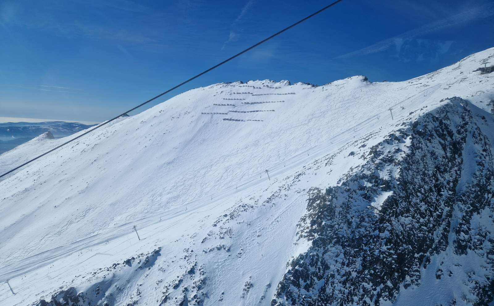 Nyitás előtt / Kép: sielok.hu