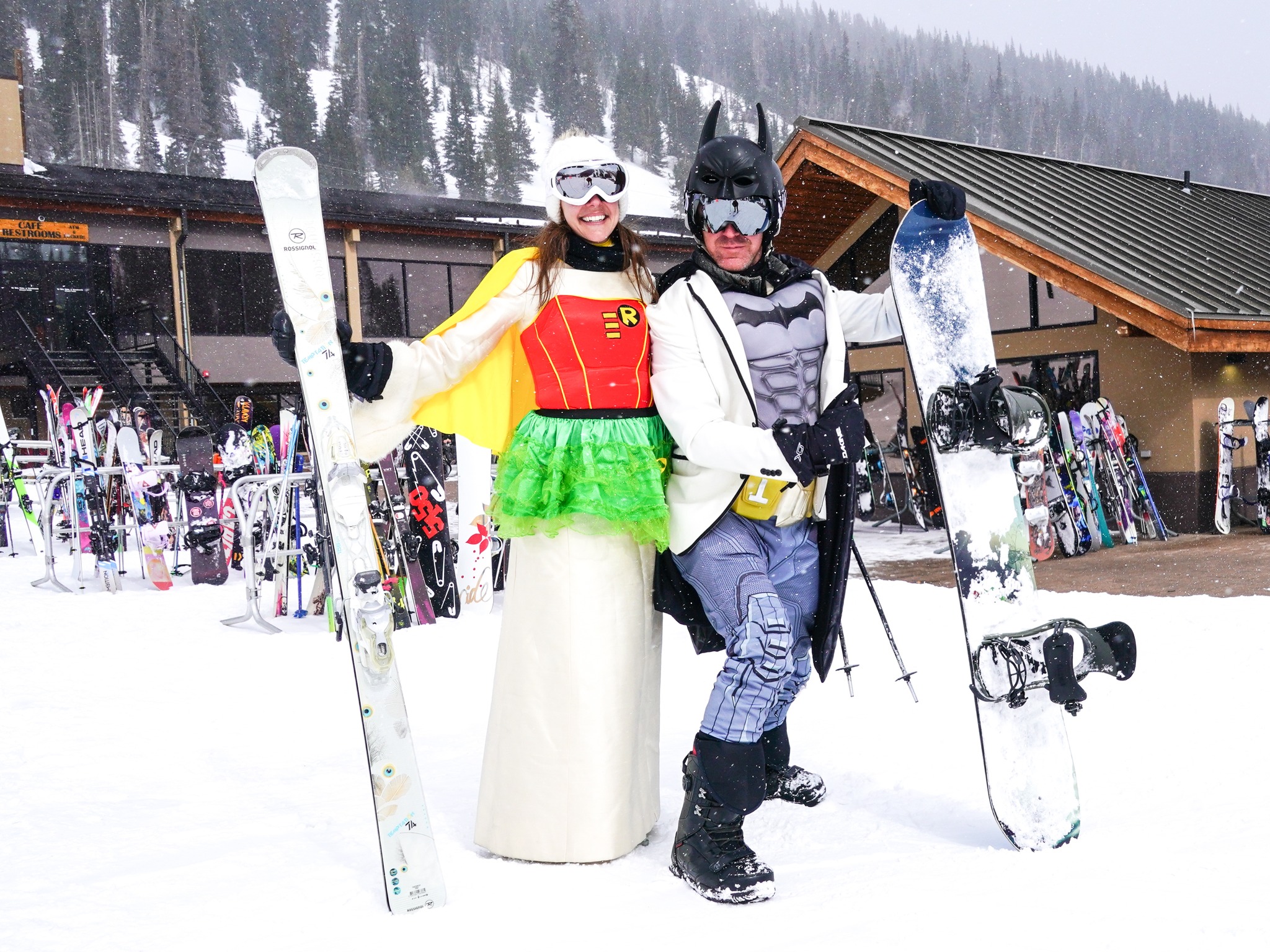 Egy pár a tavalyi ünnepségről