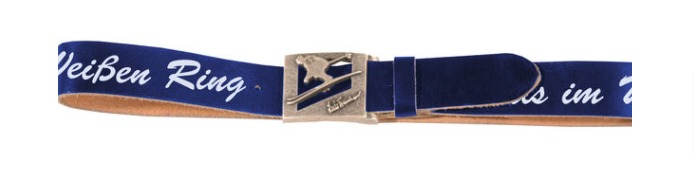 A Luis Trenker által tervezett öv, ezt lehet megnyerni a "fehér kör" teljesítésével