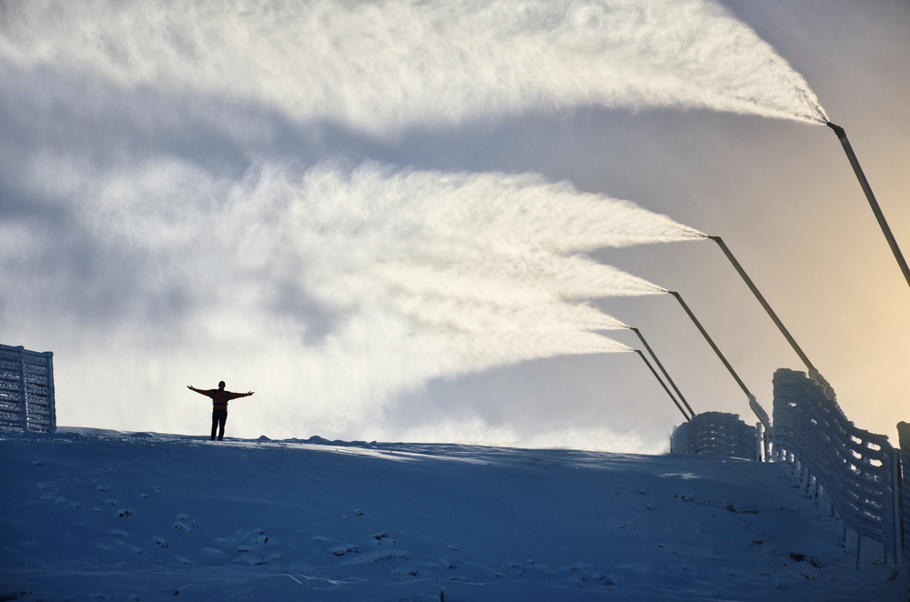 Lándzsás hóágyúk