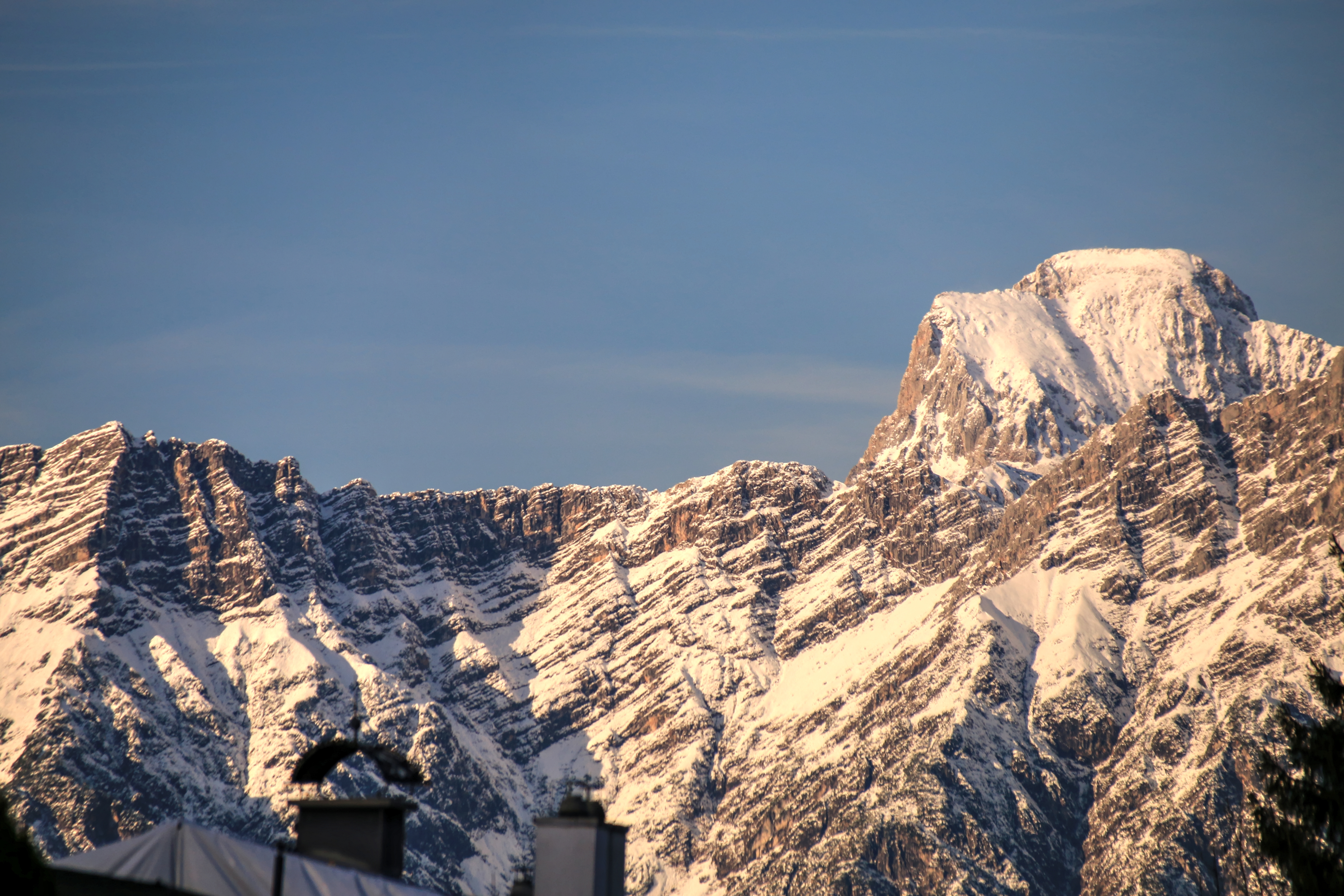 A Németországgal határos hegyekben 30 cm hó esett - fotó: Stánicz Balázs