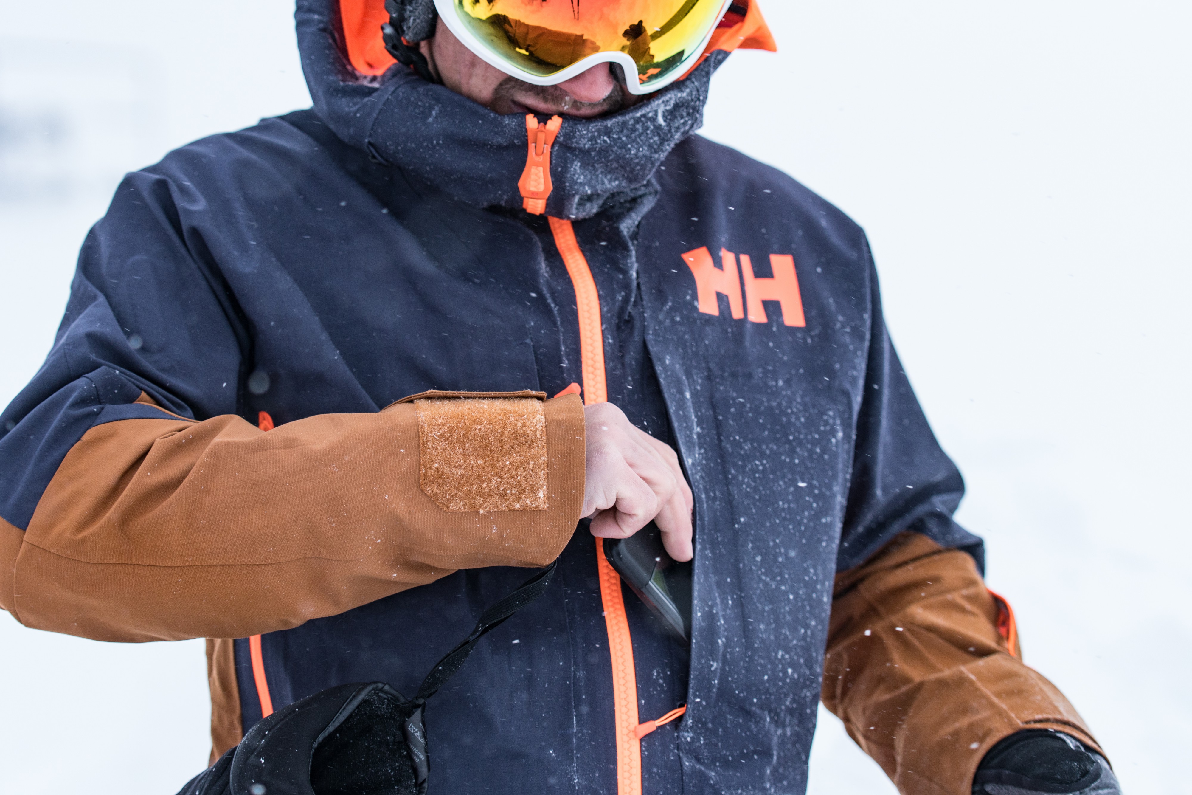 Life Pocket™ a díjnyertes Elevation Shell Jacket-ben