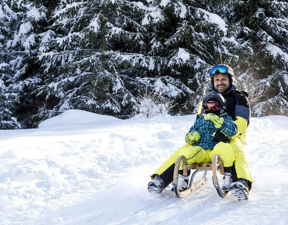 Szánkózás Grebenzen 4,5 km hosszú völgypályáján