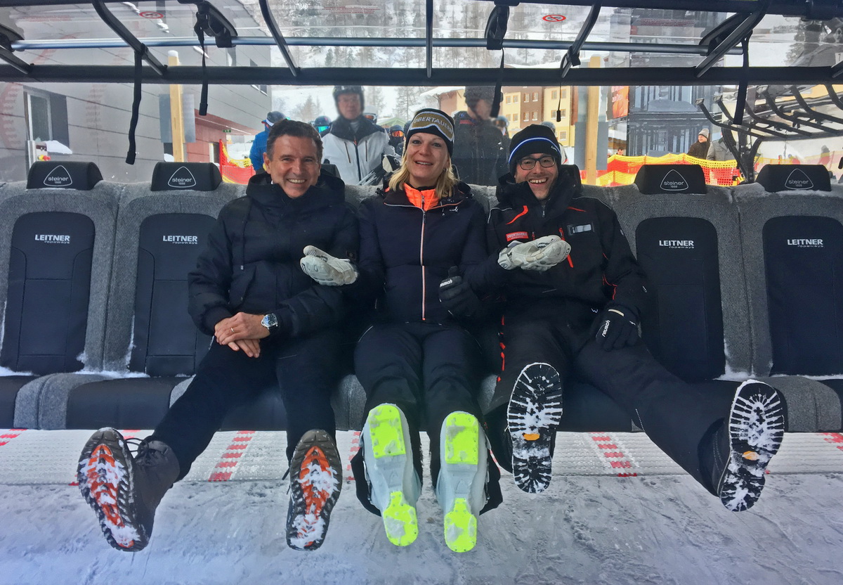 Balról jobbra: Martin Leitner (Leitner), Maria Höfl-Riesch és Johannes Steiner (Steiner1888)