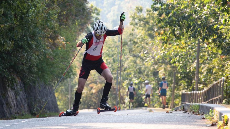 A versenyt nehezíti a táv végén lévő emelkedő a kilátóhoz. Fotó: Normafa Park