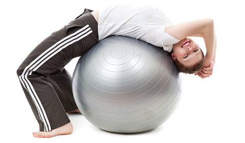 Fitballon is változatos módon edzhetünk