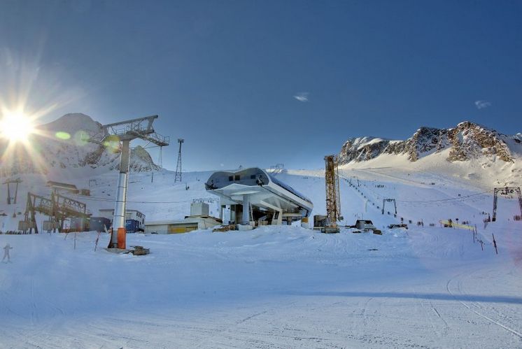 A középállomás novemberben