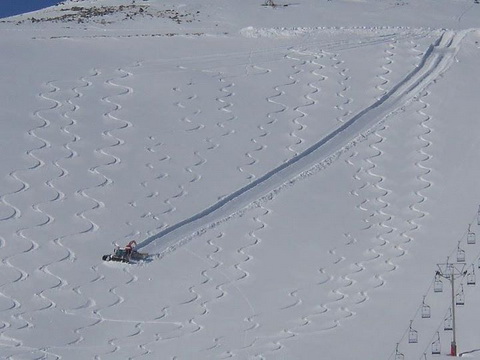 Kezdődik a ratrakolás a nyereg alatt (Kép: Peter Sulek)