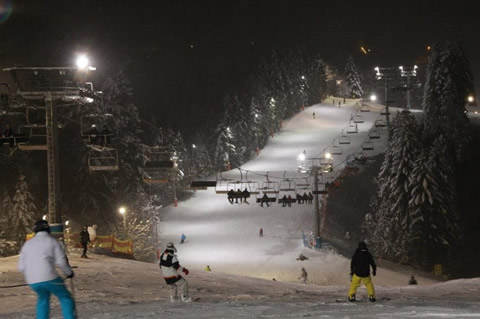 Wisla sípályája esti fényben