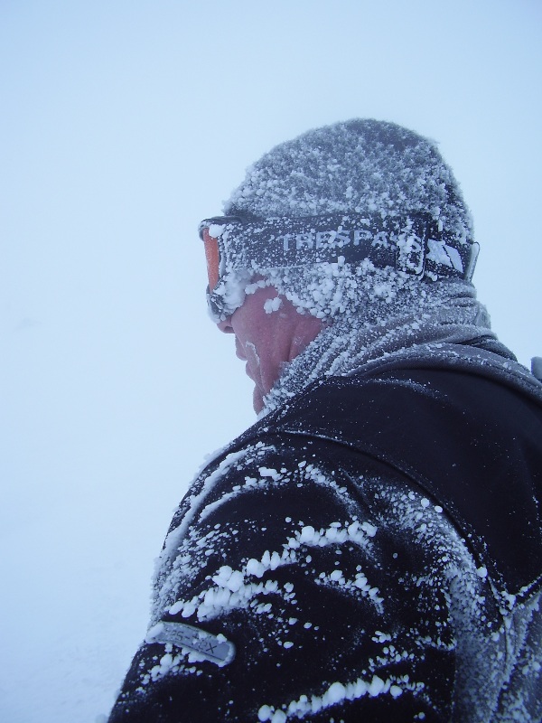 ..., és a frizura mégis tart!