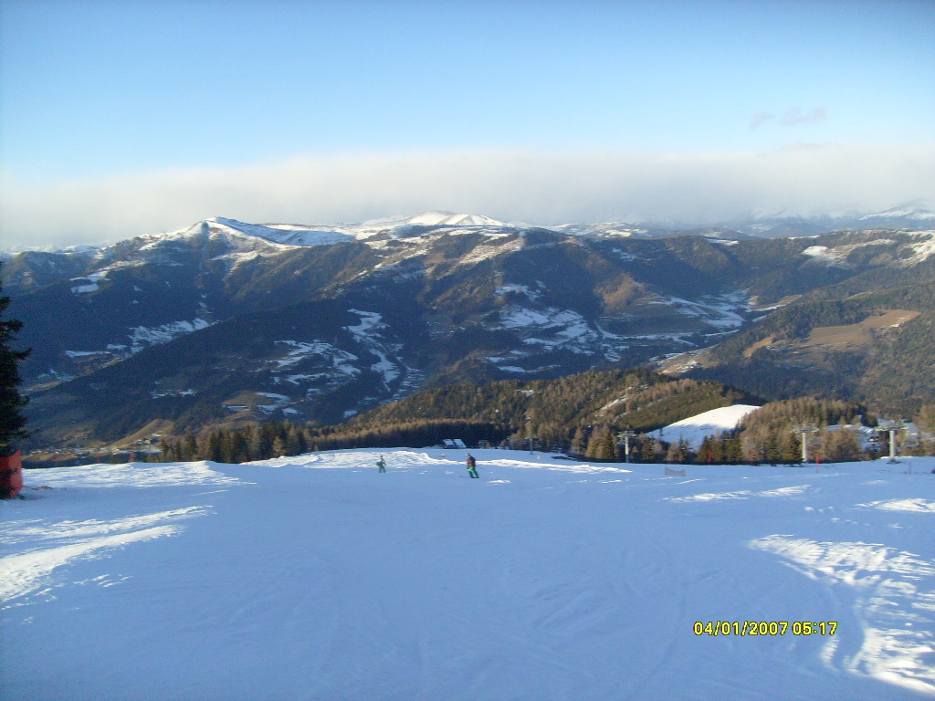 S7306106.JPG