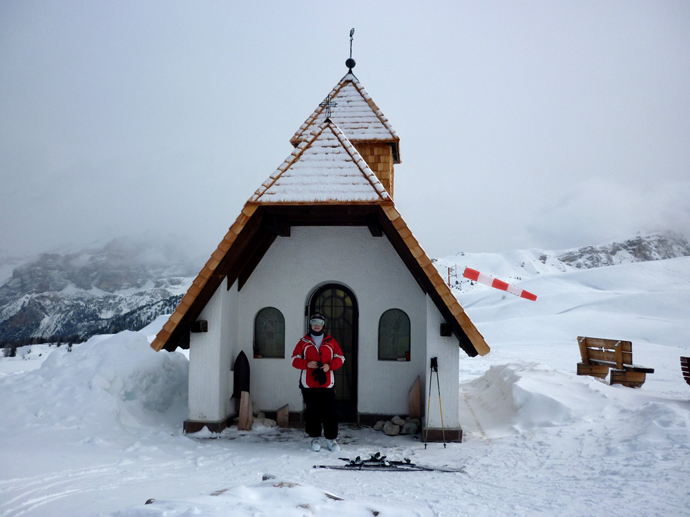 Kápolna a Pralongia tetején.