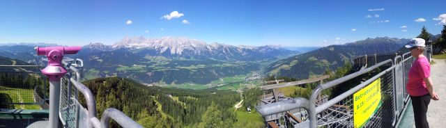 Dachstein a szemben lévő hegyről