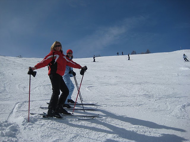 próbálnak tanítani