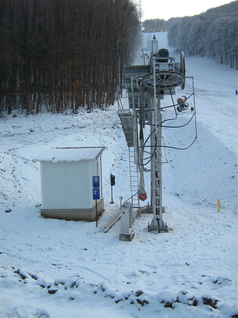 II. pálya adagolós felvonója