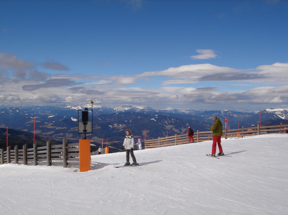 11es piros tetjén, a hegy teteje