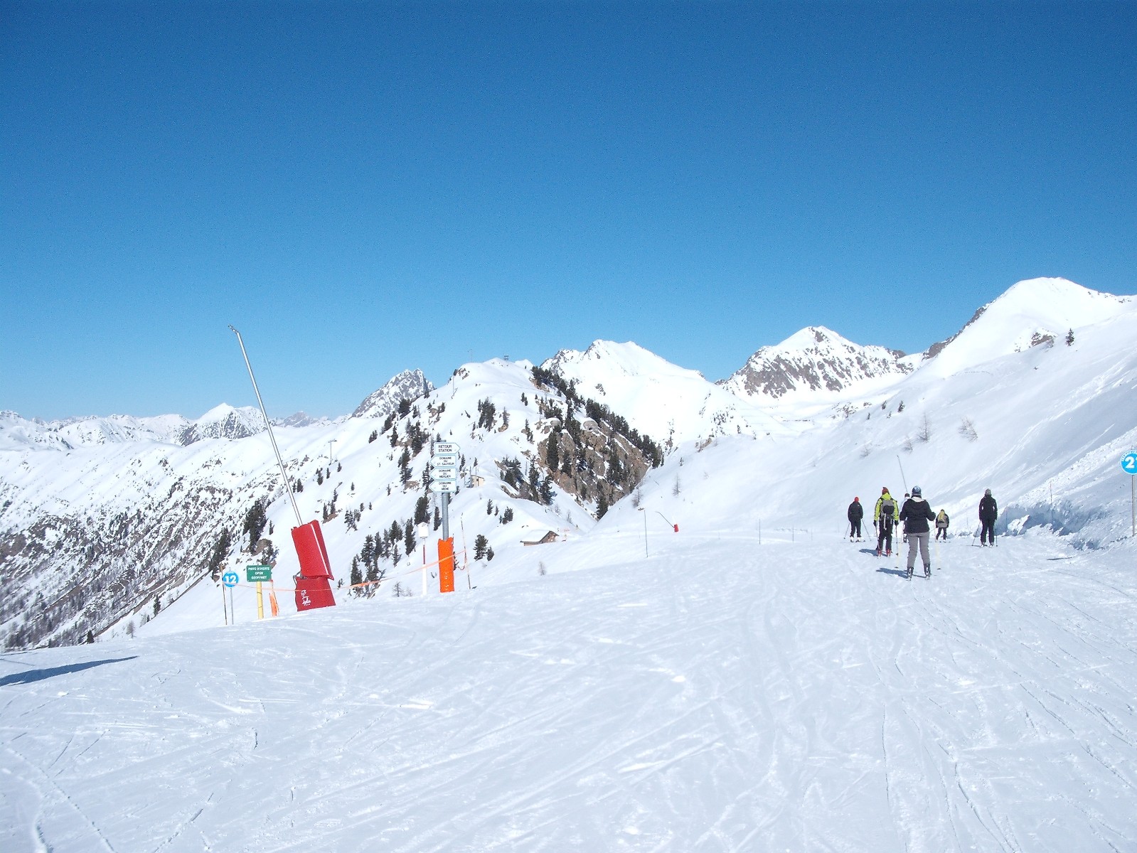 A 6 üléses felső állomásánál