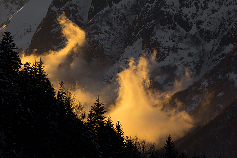 naplemente a völgyben