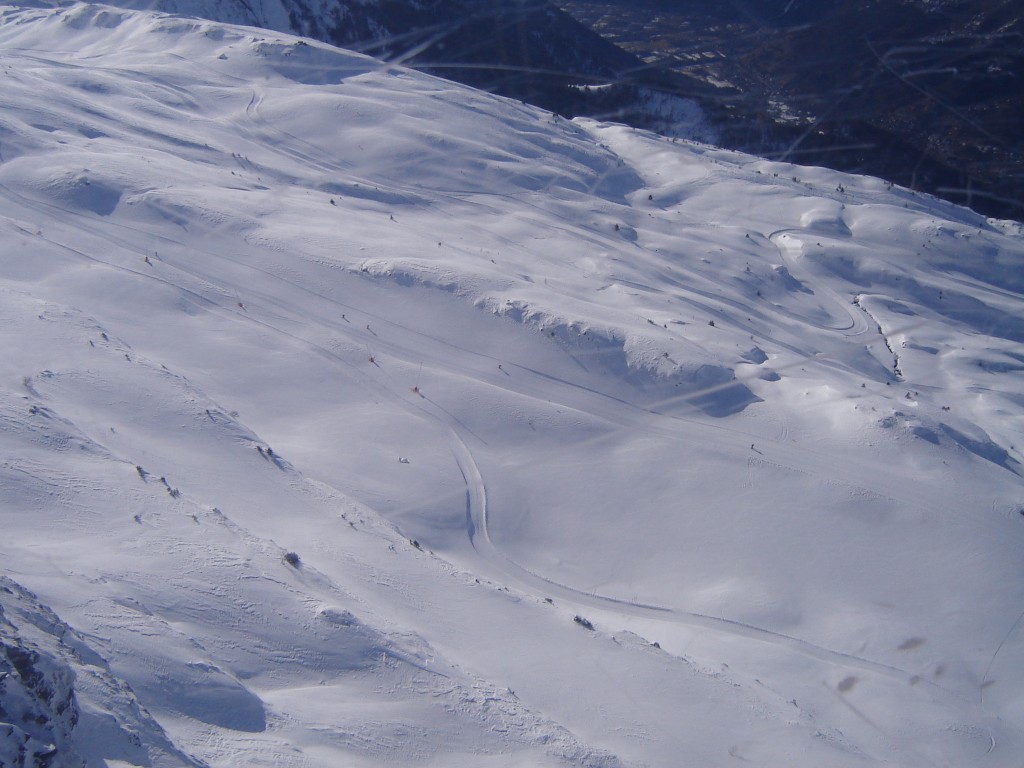 KILÁTÁS AZ ALPETTE-ROUSSES FELVONÓBÓL