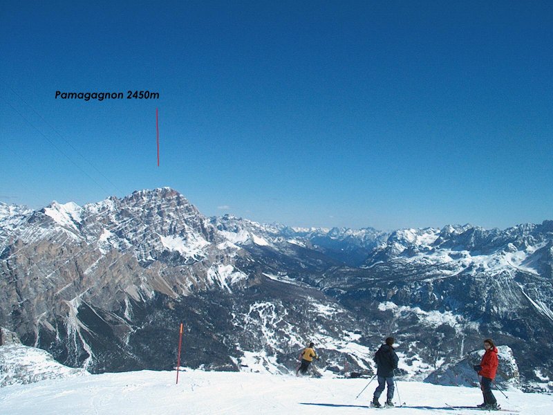 Kilátás a Pomades tetejéről