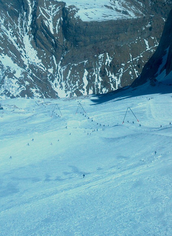Tetőről levezető pályaszakasz a kabinból