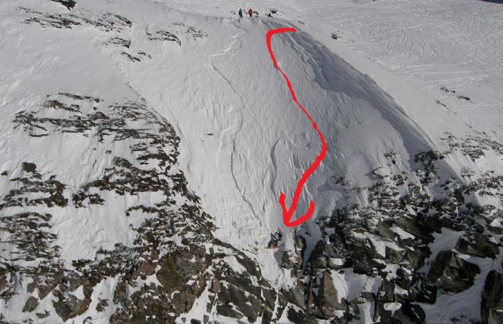 Ötven méteres csúszás után jól jött a szikla ...