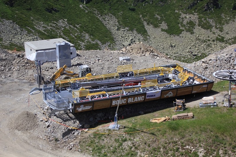 Bouc Blanc építés