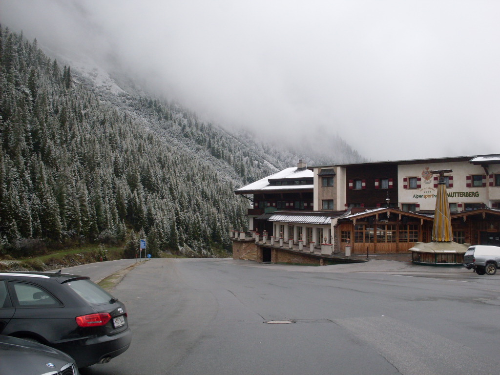 Stubai-Gleccser-2012-05-13-002.jpg
