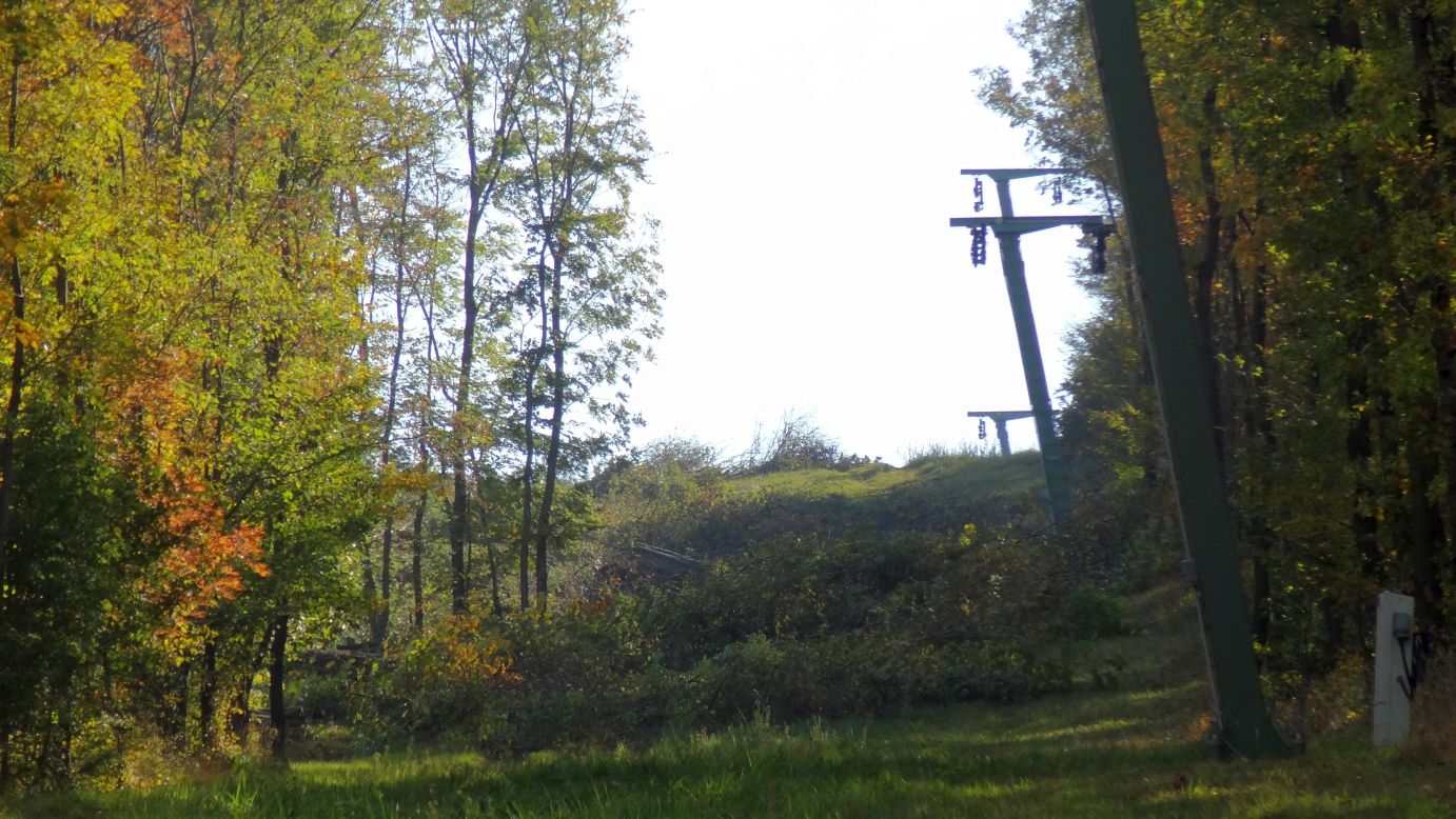 2-es csákányos alsó