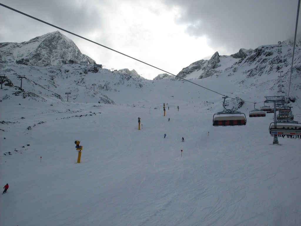 Stubai-Gleccser-2012-11-10-039.jpg