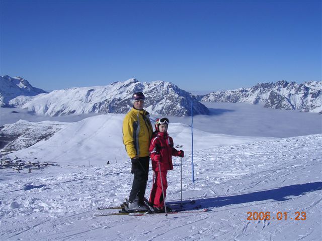 Alpe-dHuez.jpg