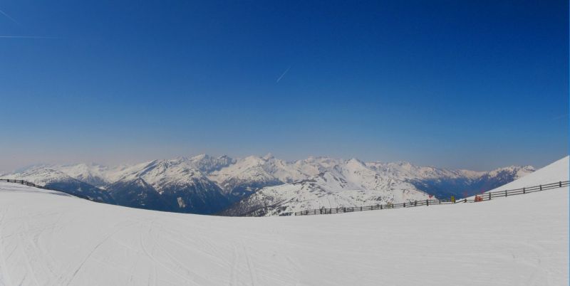 Aineckpiste-panoramaval.JPG