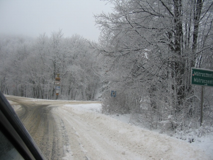 Matraszentistvan20100107-ut.jpg