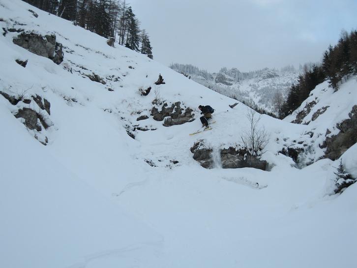 Finis előtti kihívás: a bátrabbak ugranak, az óvatosabbak a "kapaszkodós-rolózos" technikát vetik be