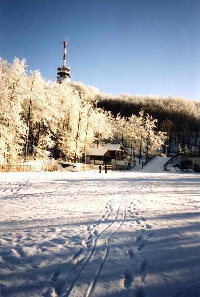 A galyatetői adótorony közelében