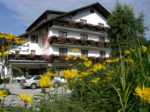 hotel-tyrol01.jpg